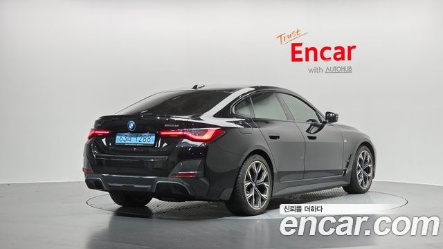 2022 BMW i4, VIN WBY71AW01NFN00244