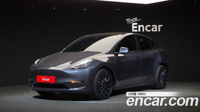 2021 Tesla Model Y, VIN 5YJYGDEEXMF168083