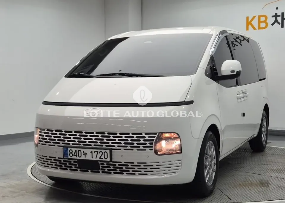2025 Hyundai Staria, VIN KMFYCX73BSU246183