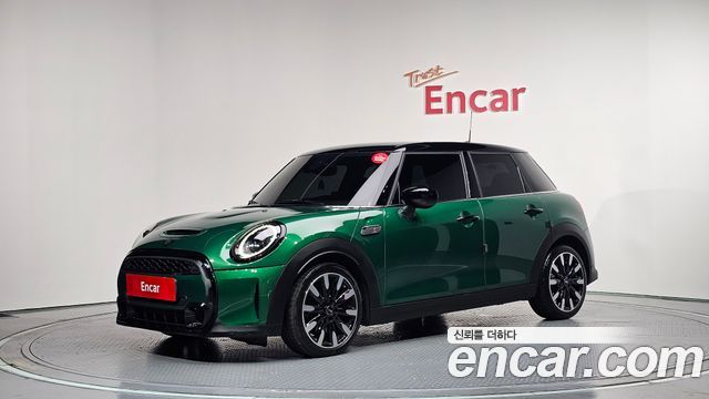 2022 Mini Cooper, VIN WMW61DK05N2P83143