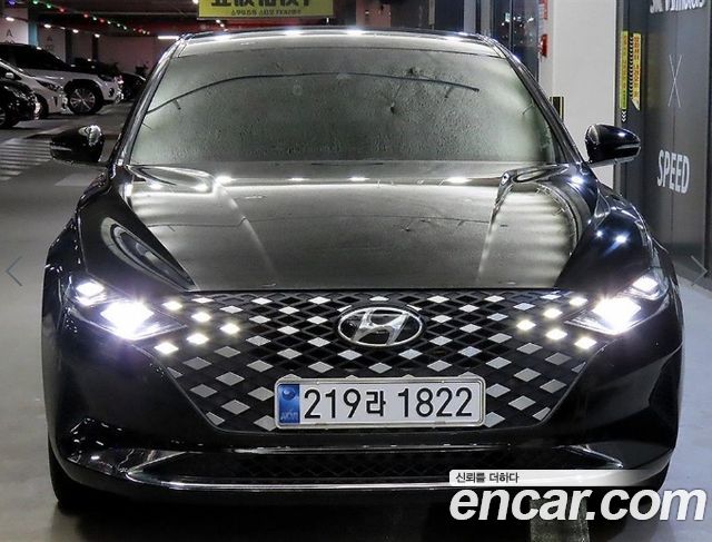 2022 Hyundai Grandeur, VIN KMHF241NBNA460848