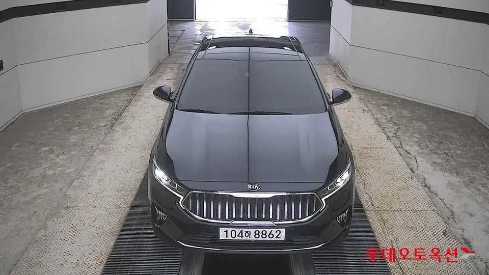 2020 Kia K7, VIN KNALC41BBLA233947