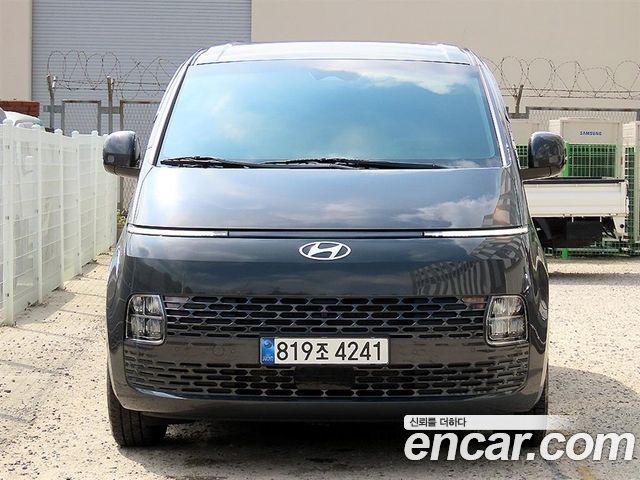 2025 Hyundai Staria, VIN KMFYCX73BSU268276