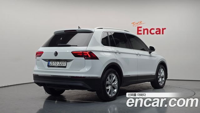 2020 Volkswagen Tiguan, VIN WVGZZZ5NZLW394000