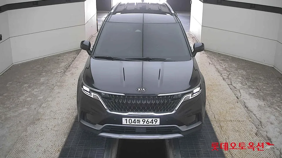 2021 Kia Carnival, VIN KNANB81BBMS011422