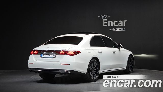 2024 Mercedes-Benz E-Class, VIN W1KLF0FB8RA054227