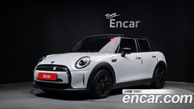 2024 Mini Cooper, VIN WMW41DK09R2U79097