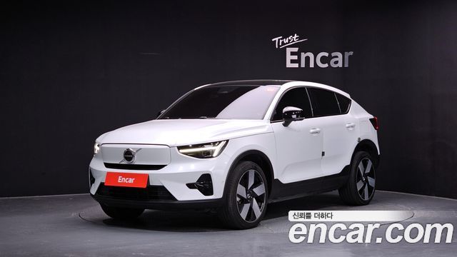 2023 Volvo C40, VIN YV1XKEDA2P2029937