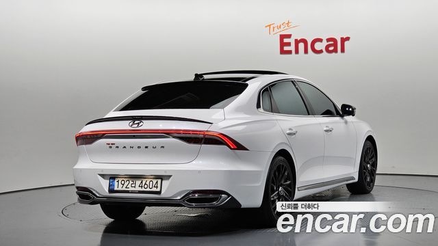 2022 Hyundai Grandeur, VIN KMHF241NBNA494236