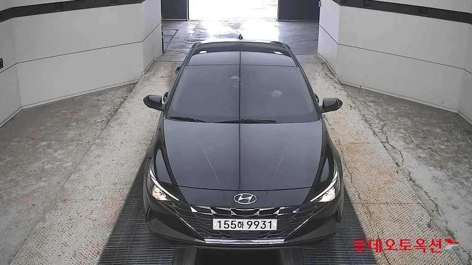 2021 Hyundai Avante, VIN KMHLM41EEMU247421