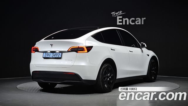 2021 Tesla Model Y, VIN 5YJYGDEE7MF168509