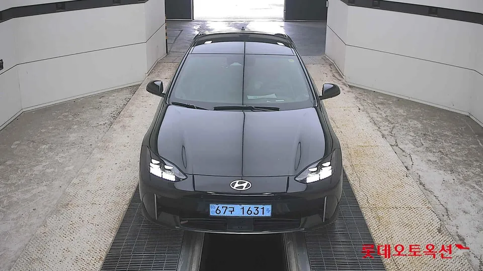 2023 Hyundai Ioniq 6, VIN KMHM341CPPA010914