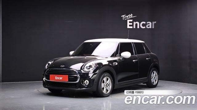 2021 Mini Cooper, VIN WMWXV7102M2N28282