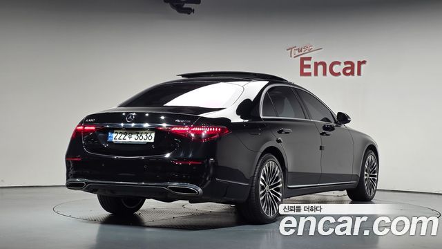 2021 Mercedes-Benz S-Class, VIN W1K6G7GB5MA030221