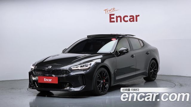 2021 Kia Stinger, VIN KNAE551CDMS100992