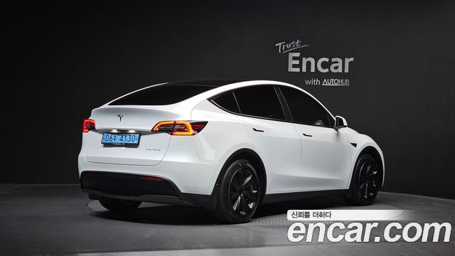 2021 Tesla Model Y, VIN 5YJYGDEE8MF168857