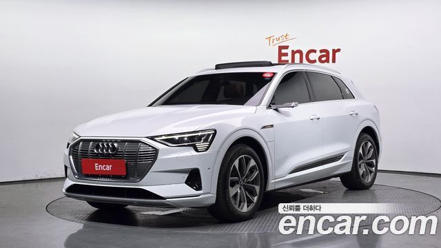 2022 Audi e-tron, VIN WAUZZZGE9NB005340