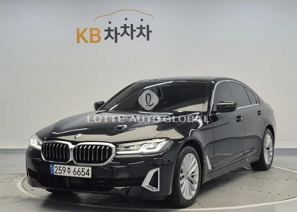 2022 BMW 5-Series, VIN WBA31BJ02NWX45886