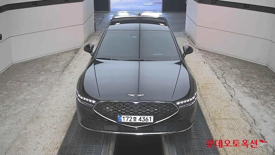 2022 Genesis G90, VIN KMTFA41DDNU012735