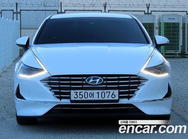 2021 Hyundai Sonata, VIN KMHL241JBMA029256