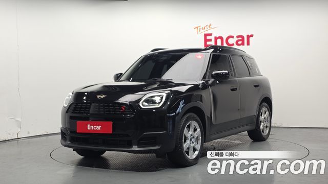 2024 Mini Countryman, VIN WMW21GA08R7P63897