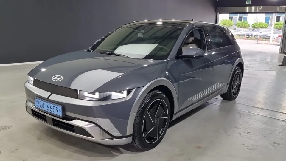 2025 Hyundai Ioniq 5, VIN KMHKR81AFSU296646