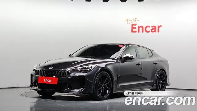 2021 Kia Stinger, VIN KNAE551CBMS094402