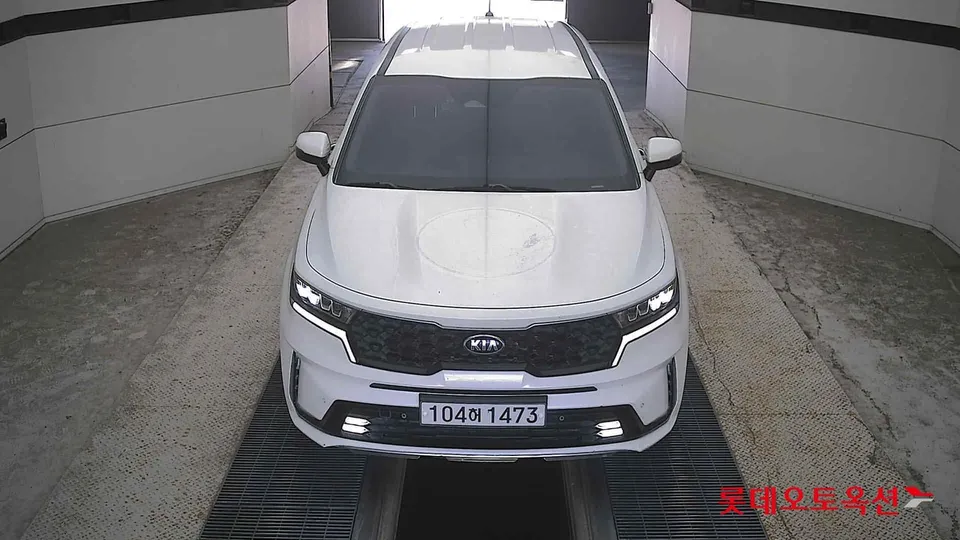 2021 Kia Sorento, VIN KNARF81BHMA018365