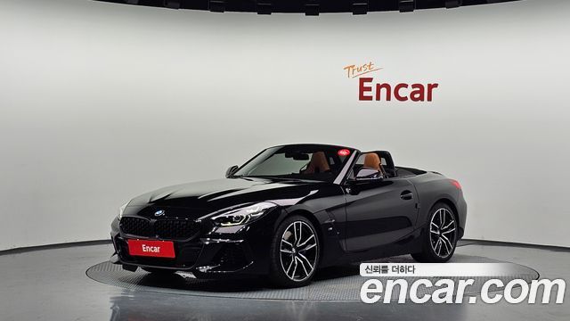 2022 BMW Z4, VIN WBAHF7103NWX63902