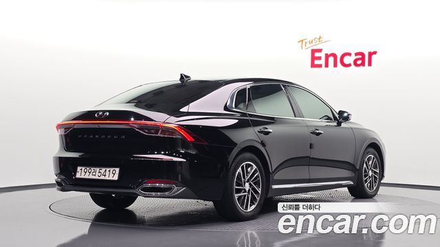 2021 Hyundai Grandeur, VIN KMHF241NBMA432031