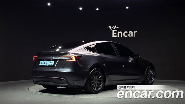 2024 Tesla Model 3, VIN LRW3E7FS7RC136845