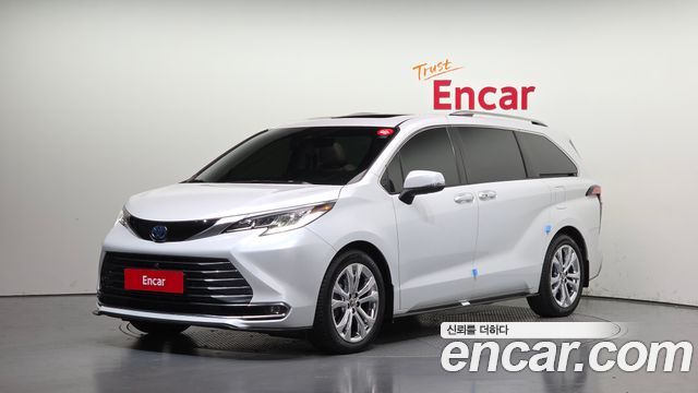 2022 Toyota Sienna, VIN 5TDGRKEC7NS101589