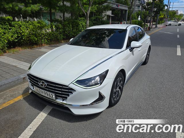 2022 Hyundai Sonata, VIN KMHL241JBNA046471