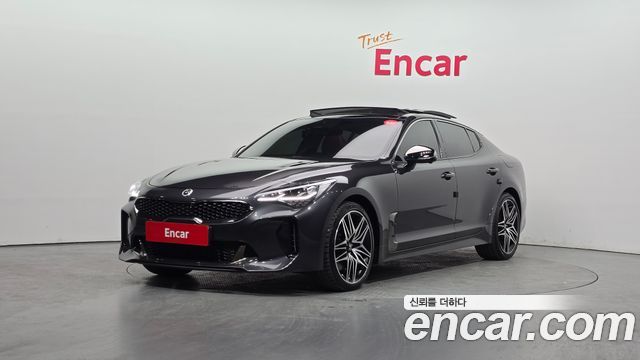 2021 Kia Stinger, VIN KNAE551CDMS102475
