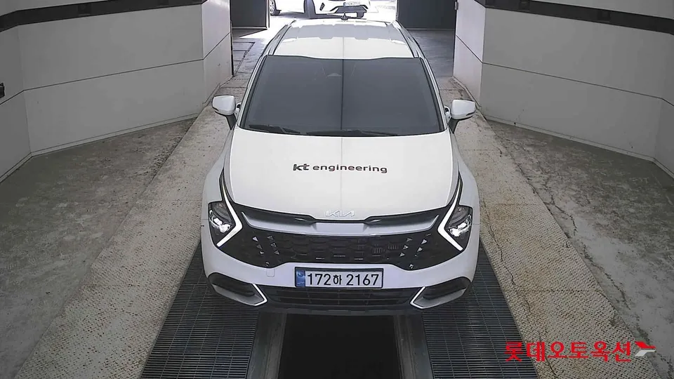 2022 Kia Sportage, VIN KNAPV81CBNK082460