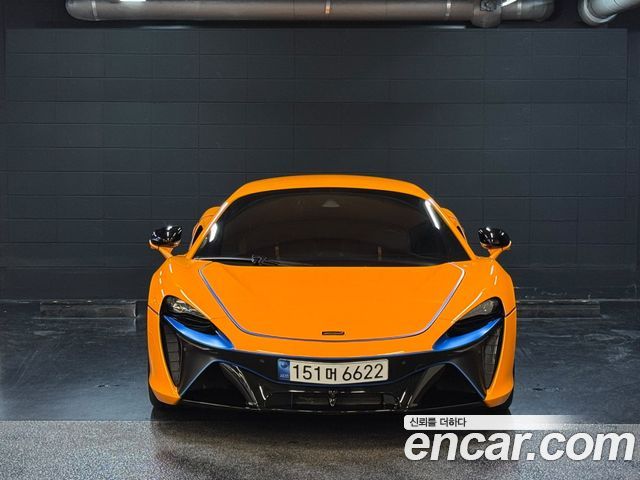 2023 McLaren Artura, VIN SBM16AEB7PW001213