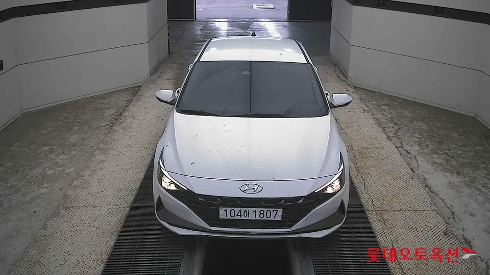 2021 Hyundai Avante, VIN KMHLM41EEMU004162