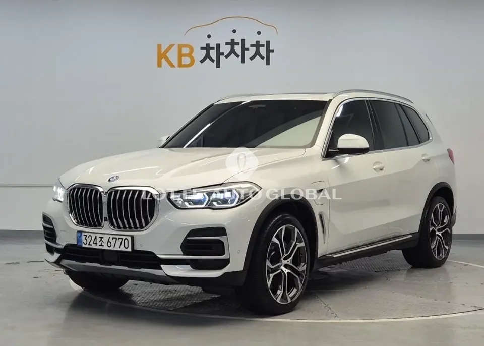 2022 BMW X5, VIN WBATA6108N9N20006
