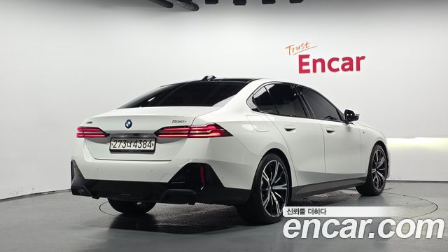 2024 BMW 5-Series, VIN WBA51FJ04RCS51844
