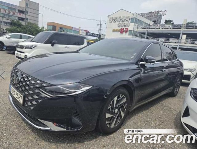 2022 Hyundai Grandeur, VIN KMHF2413BNA135512