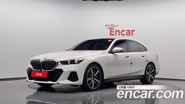 2024 BMW 5-Series, VIN WBA51FJ05RCR53428
