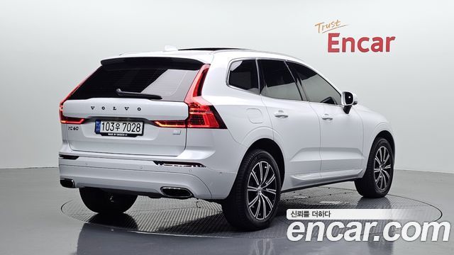 2021 Volvo XC60, VIN YV1UZBR0DM1758493