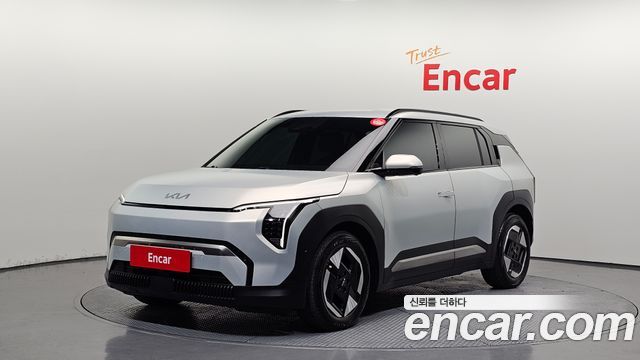 2025 Kia EV3, VIN KNAFC81AFSS005111