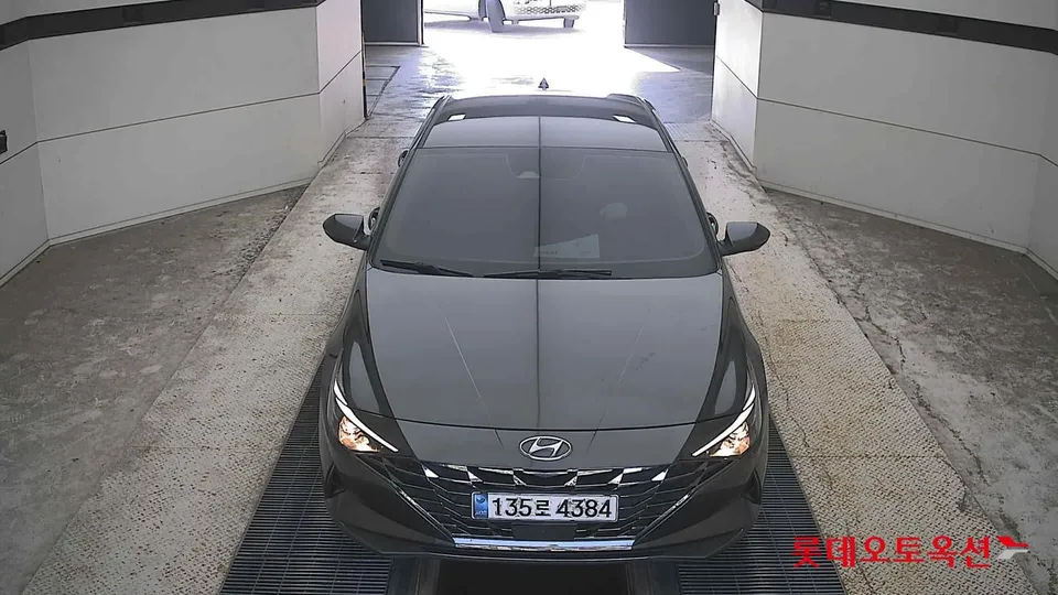 2021 Hyundai Avante, VIN KMHLM41EEMU056686