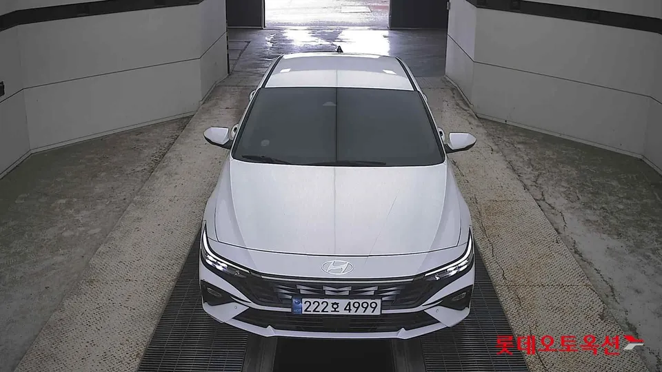 2024 Hyundai Avante, VIN KMHLN41EERU677603