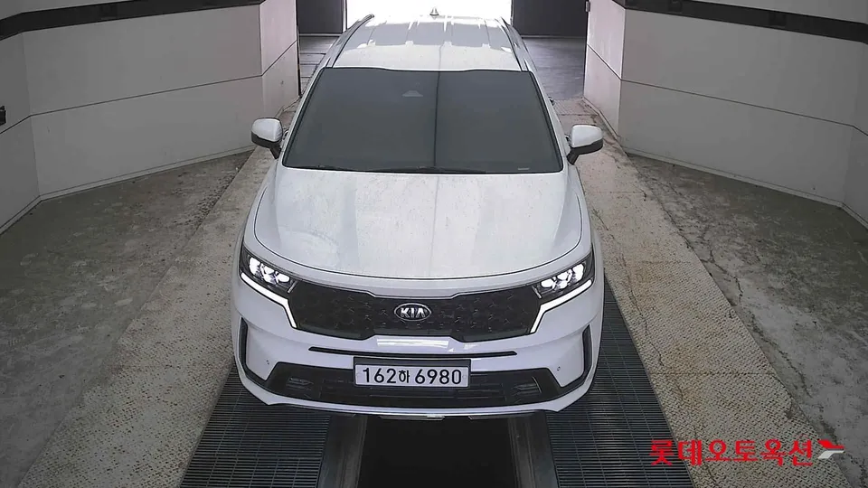 2021 Kia Sorento, VIN KNARL81BGMA091012