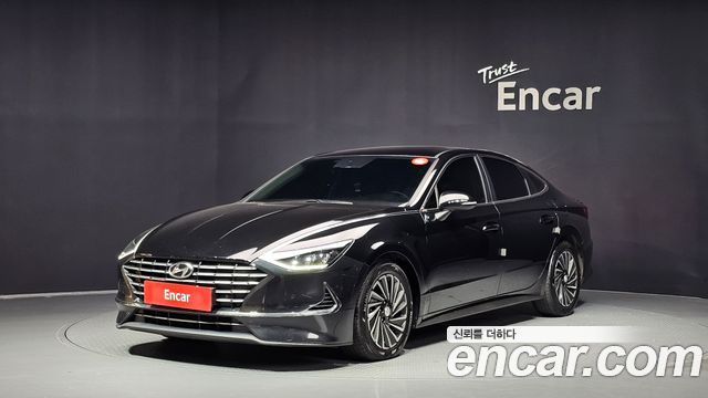 2022 Hyundai Sonata, VIN KMHL241JBNA047645