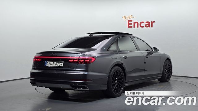 2021 Audi A8, VIN WAUZZZF83MN001793