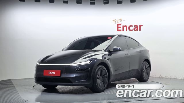 2026 Tesla Model Y, VIN LRWYGCFJ6TC494073