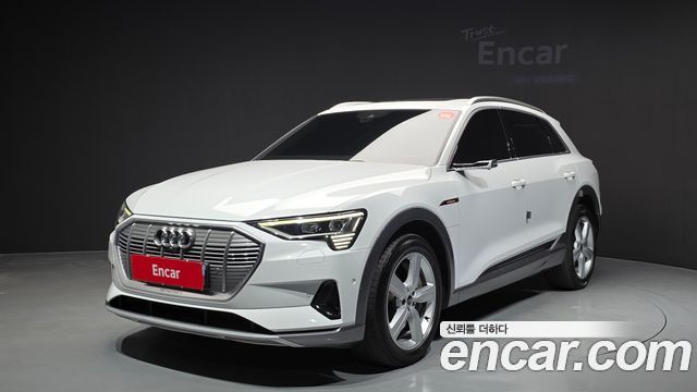 2022 Audi e-tron, VIN WAUZZZGE1NB025257